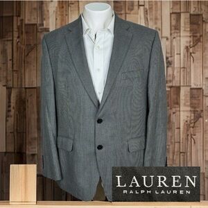 Ralph Lauren Gray Sport Coat with Modern Tailoring